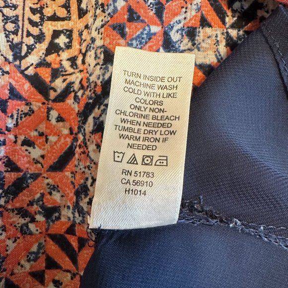 Maurices Womens Navy Red Print Beaded Strappy Sharkbite Hem Lined Tank Size S - Picture 7 of 7